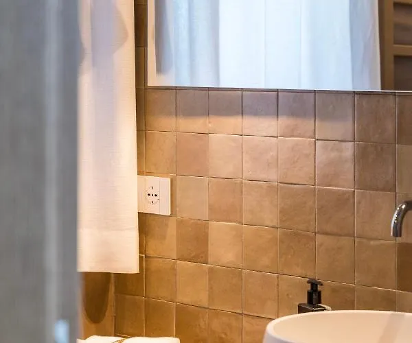 Agri-relais Ventisettegradi Bed & Breakfast Montemarciano